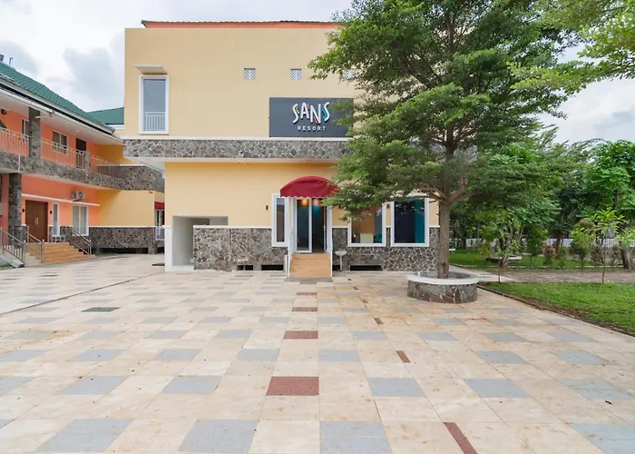Sans Resort ParungHotel di Bogor
